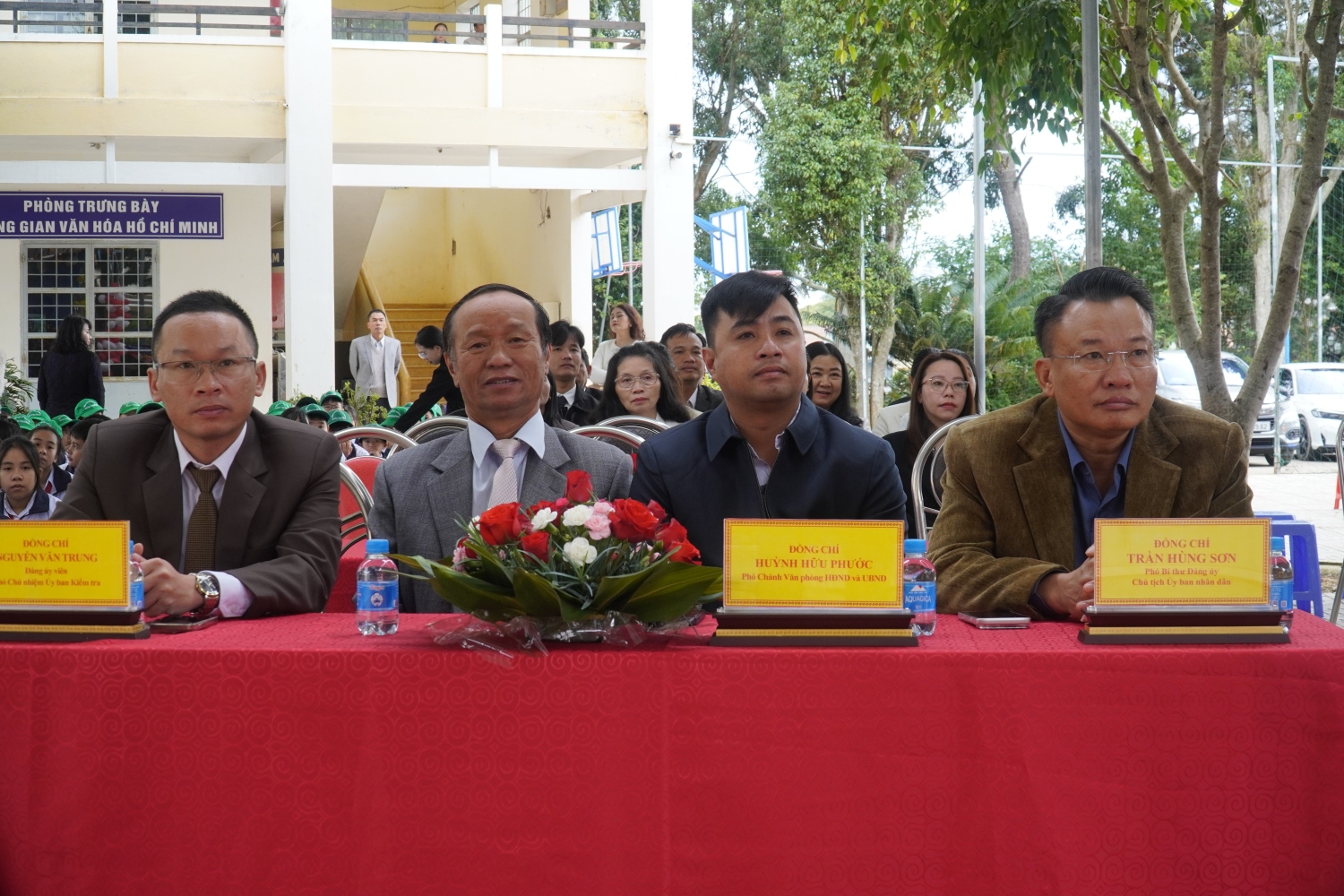 hinh dai bieu